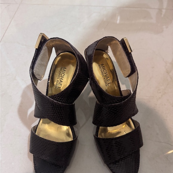 Michael Kors brown and Gold Heels - Picture 2 of 13